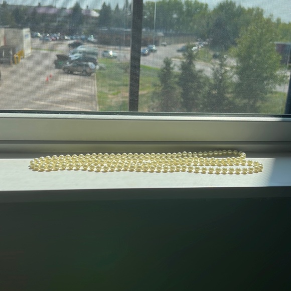 Vintage Jewelry - Vintage Pearl strand necklace